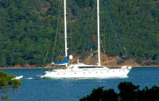 Luxury_Yacht